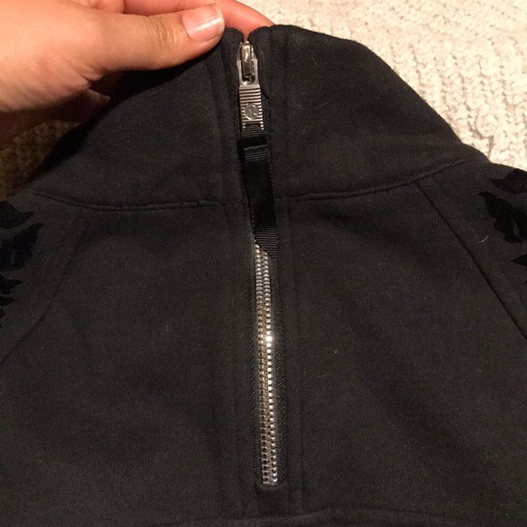 Lululemon - Picture 10 of 10